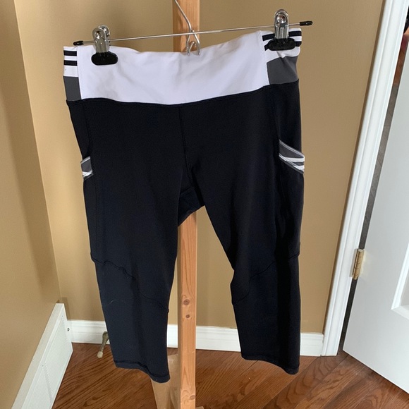 🍋Lululemon Women Size 6 Tight 25" - Picture 1 of 6
